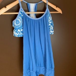 Lululemon sports bra top